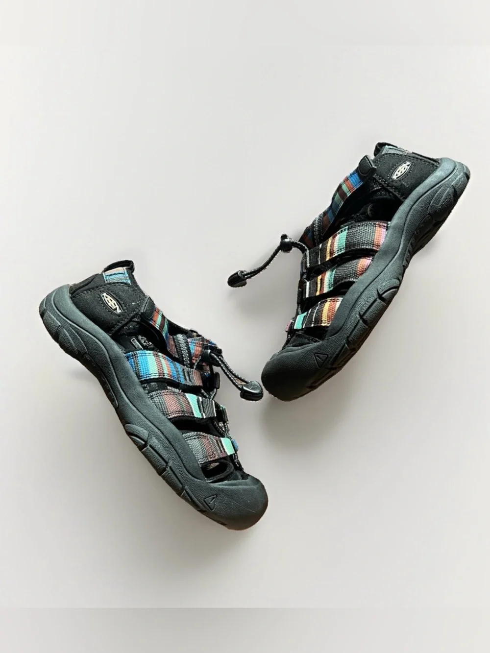 KEEN big kids size 2 closed toe Sandals with Multicolor Stripes water shoes